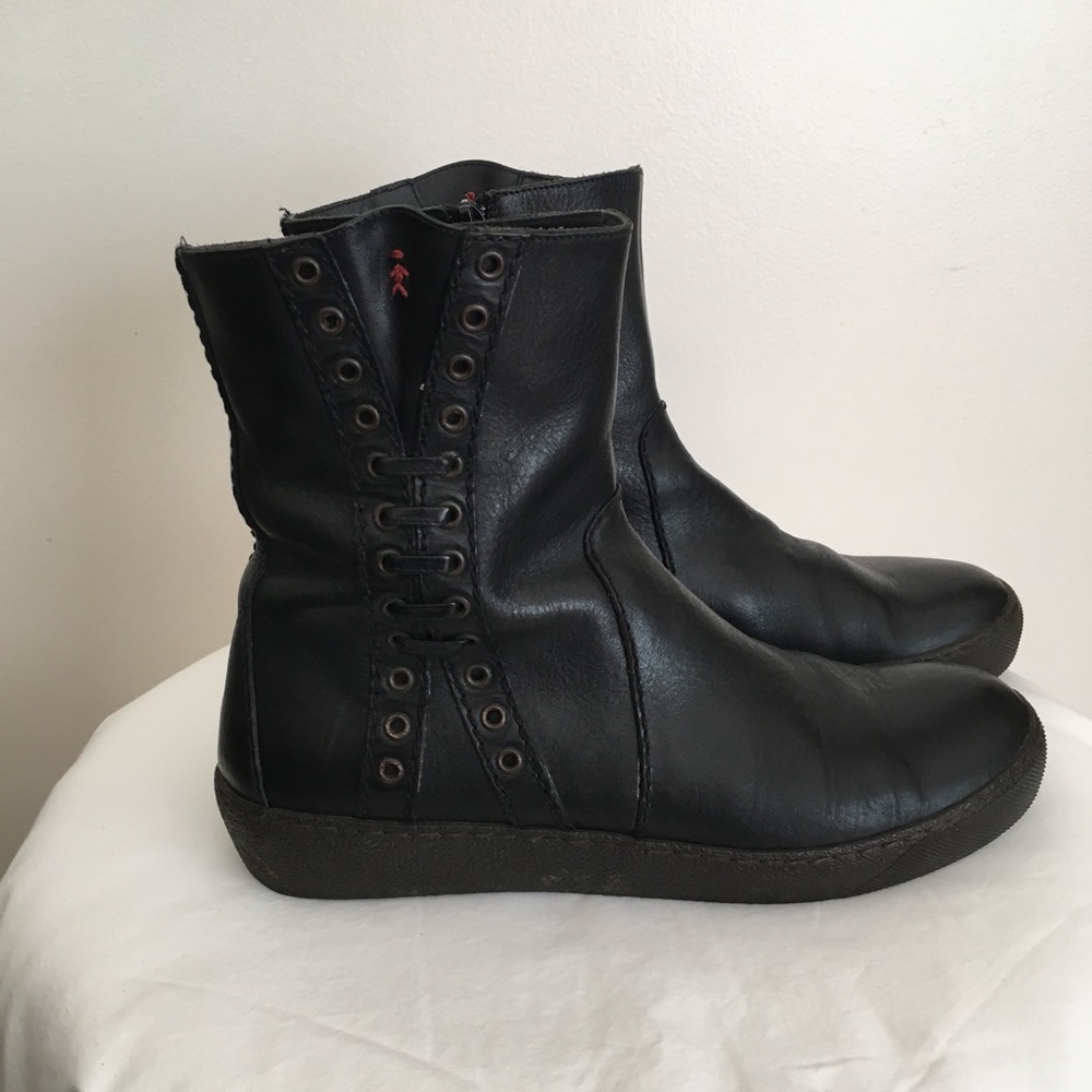 HENRY BEGUELIN  Made In Italy Black  Leather